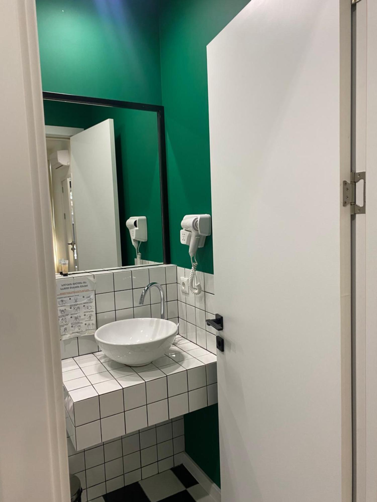 טביליסי Vere Side Hotel מראה חיצוני תמונה